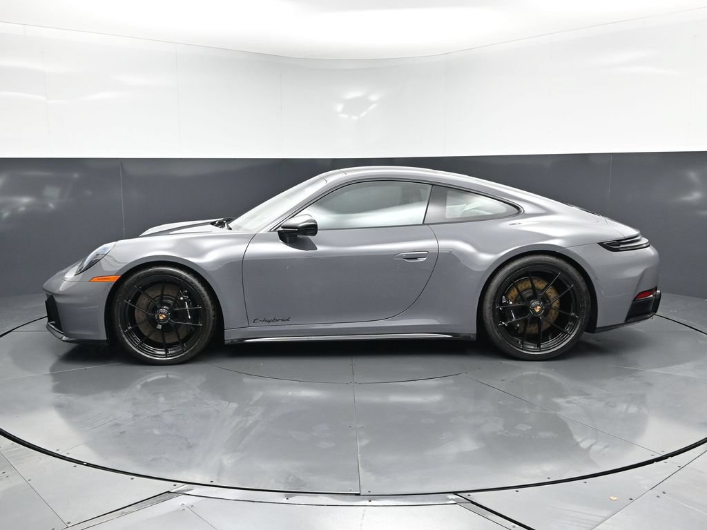Certified 2026 Porsche 911 Carrera 4 GTS AWD/4WD image 2