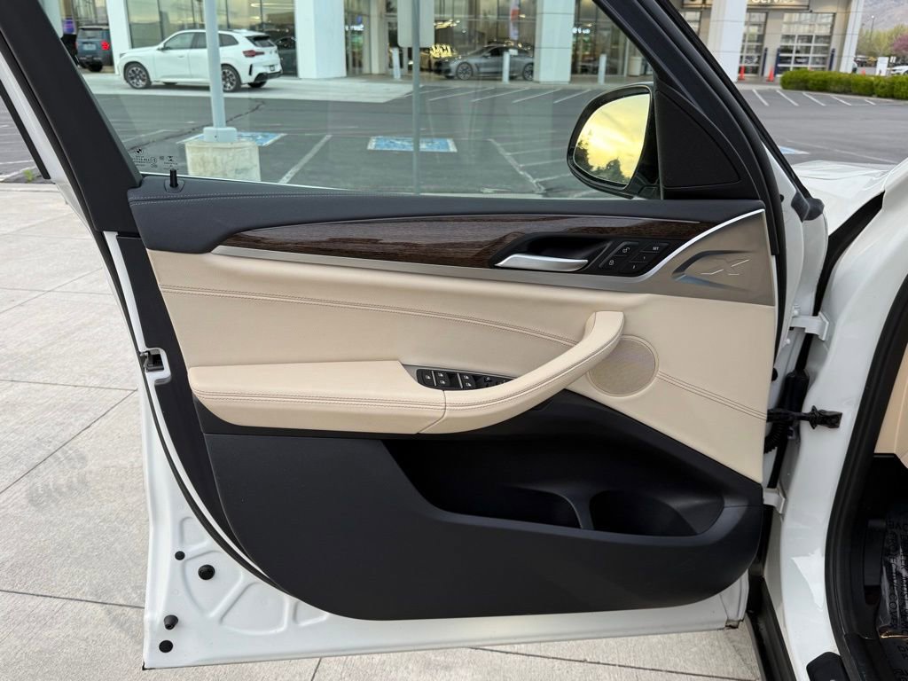 Used 2019 BMW X3 xDrive30i w/ Executive Package image 9