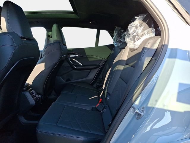 New 2026 BMW X2 xDrive28i w/ Technology Package AWD/4WD image 9