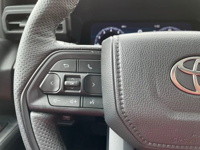 Used 2025 Toyota Tacoma TRD Pro image 15