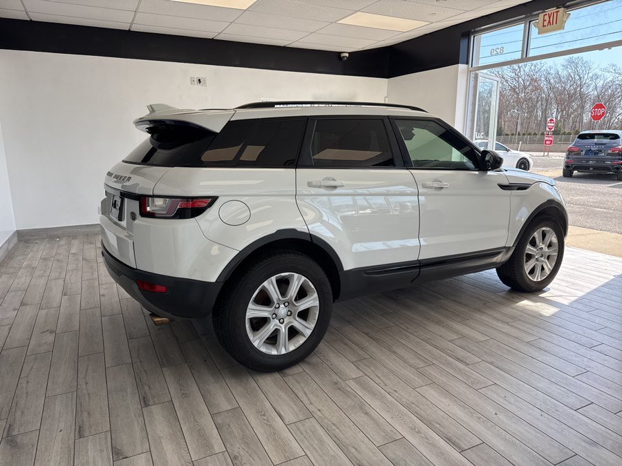 Used 2016 Land Rover Range Rover Evoque SE Premium AWD/4WD image 4