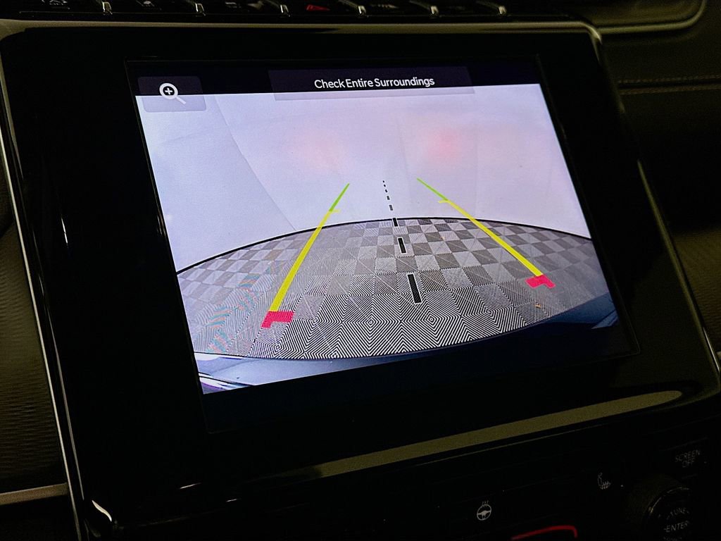 Certified 2024 Jeep Grand Cherokee Laredo w/ Luxury Tech Group I image 22