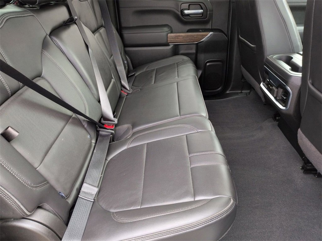 Used 2022 Chevrolet Silverado 1500 High Country w/ Technology Package image 30