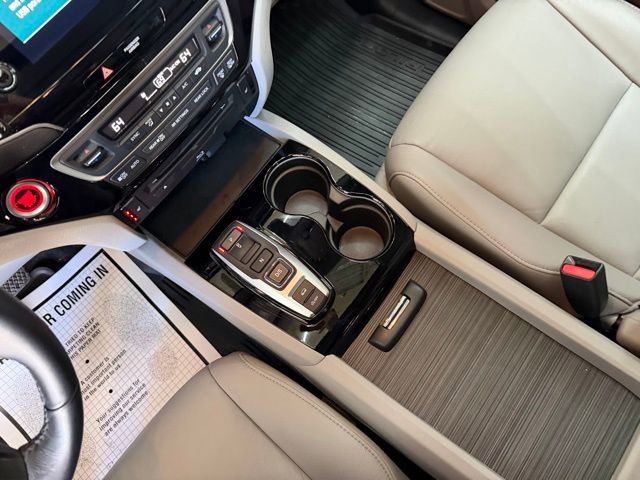 Used 2022 Honda Pilot Touring image 27