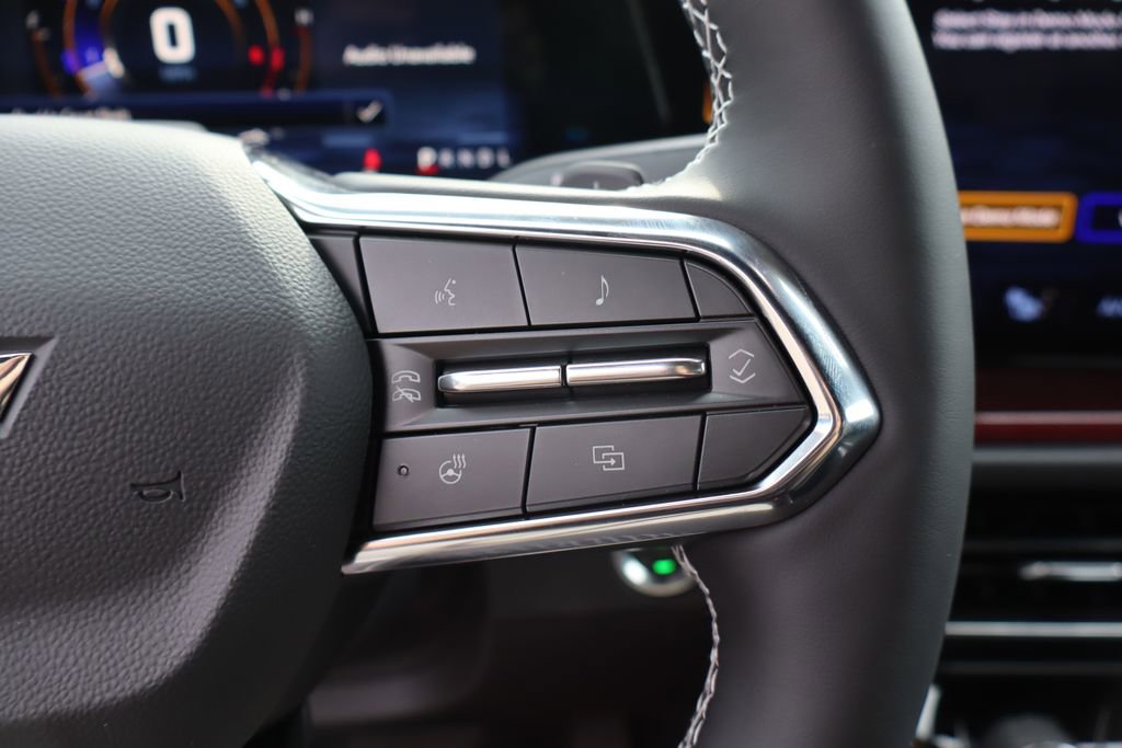 New 2026 Chevrolet Traverse Z71 w/ Enhanced Driving Package AWD/4WD image 21