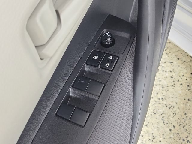 Used 2025 Toyota Corolla LE FWD image 22