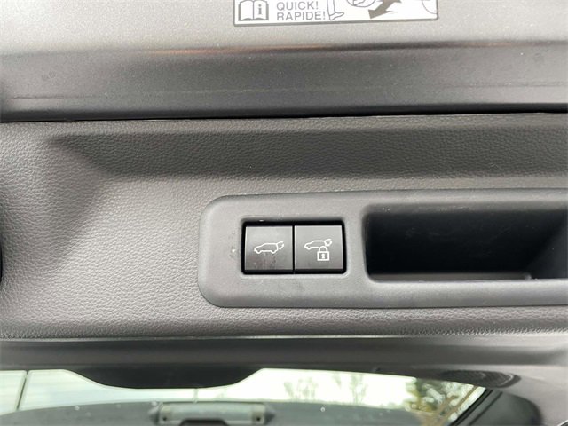 Used 2025 Toyota Sequoia Platinum image 13