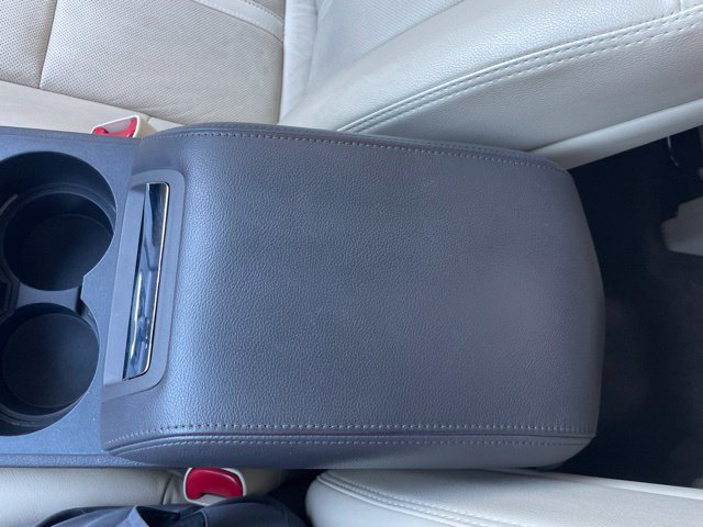 Used 2019 Lincoln MKT AWD image 37