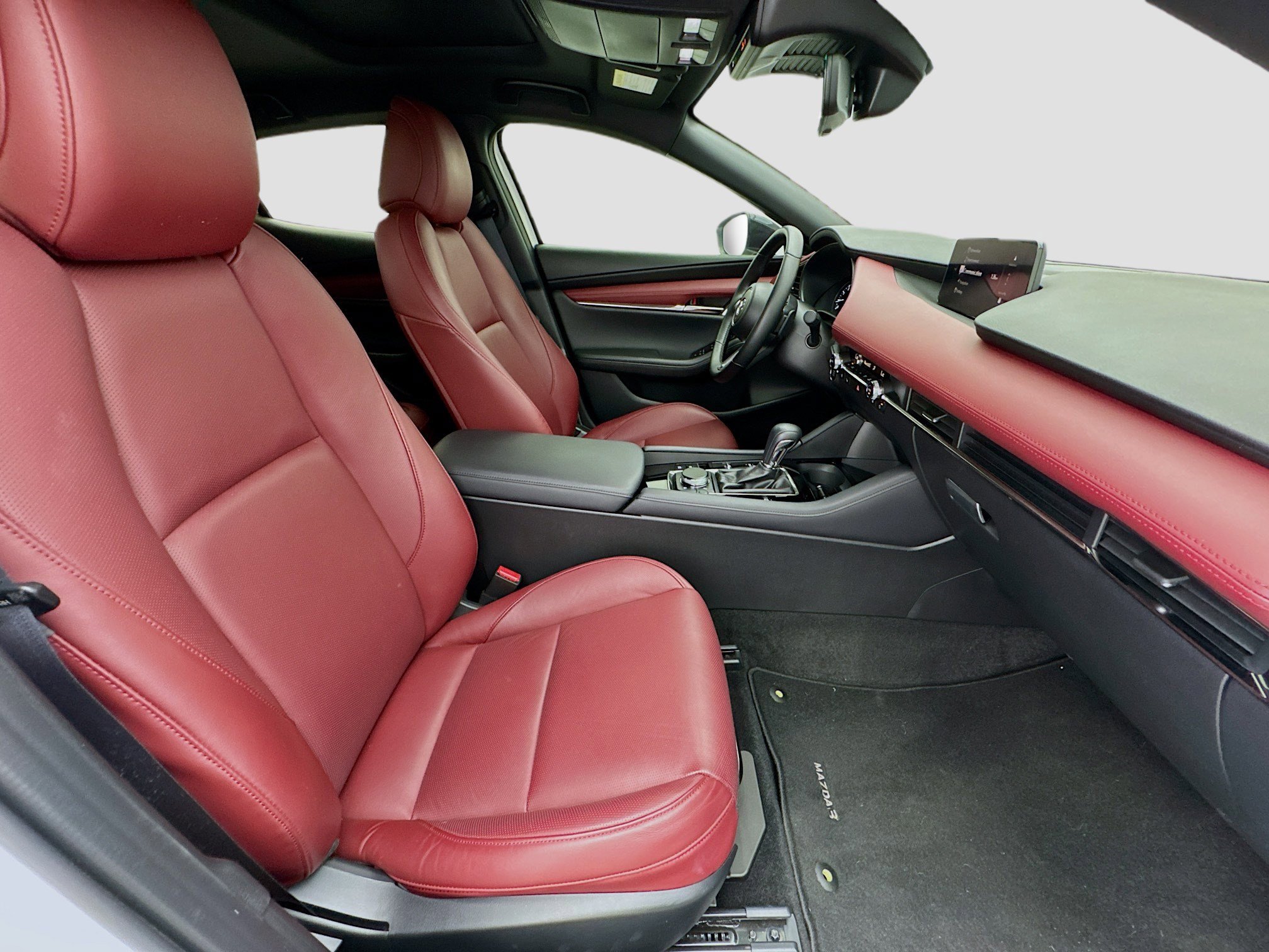 Used 2025 MAZDA MAZDA3 Hatchback w/Premium Plus Pkg image 19