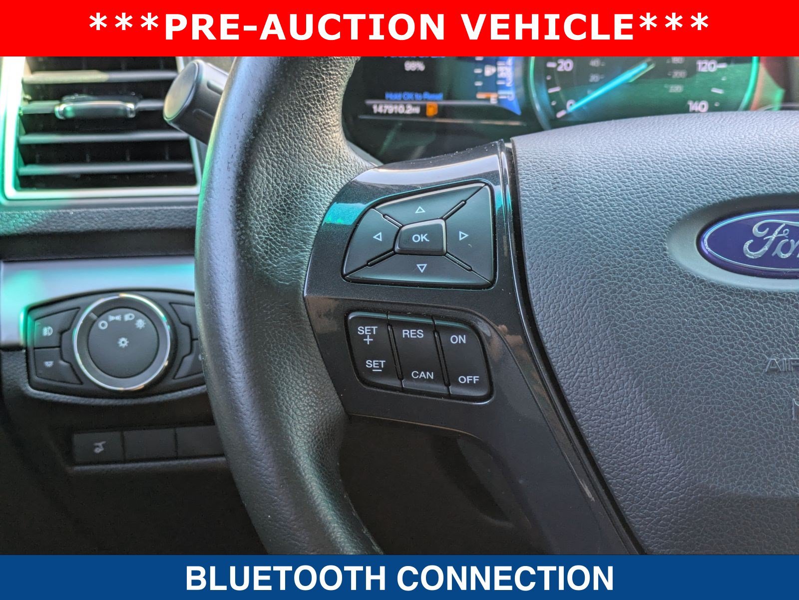 Used 2017 Ford Explorer XLT w/ Equipment Group 202A FWD image 27