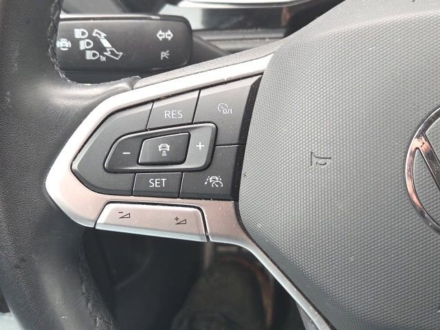 Used 2024 Volkswagen Jetta Sport FWD image 36