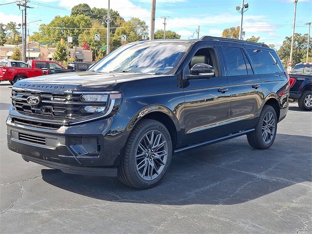 New 2025 Ford Expedition Max Platinum w/ Stealth Performance Package image 3
