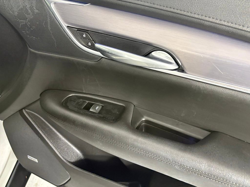 Used 2019 Cadillac XT5 Premium Luxury FWD image 13