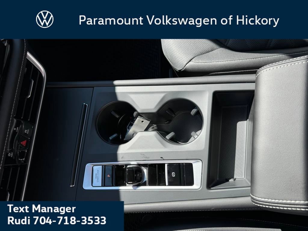 New 2026 Volkswagen Atlas SE image 14