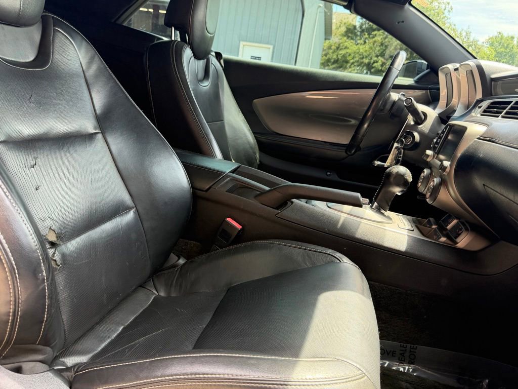 Used 2015 Chevrolet Camaro LT w/ RS Package RWD image 10