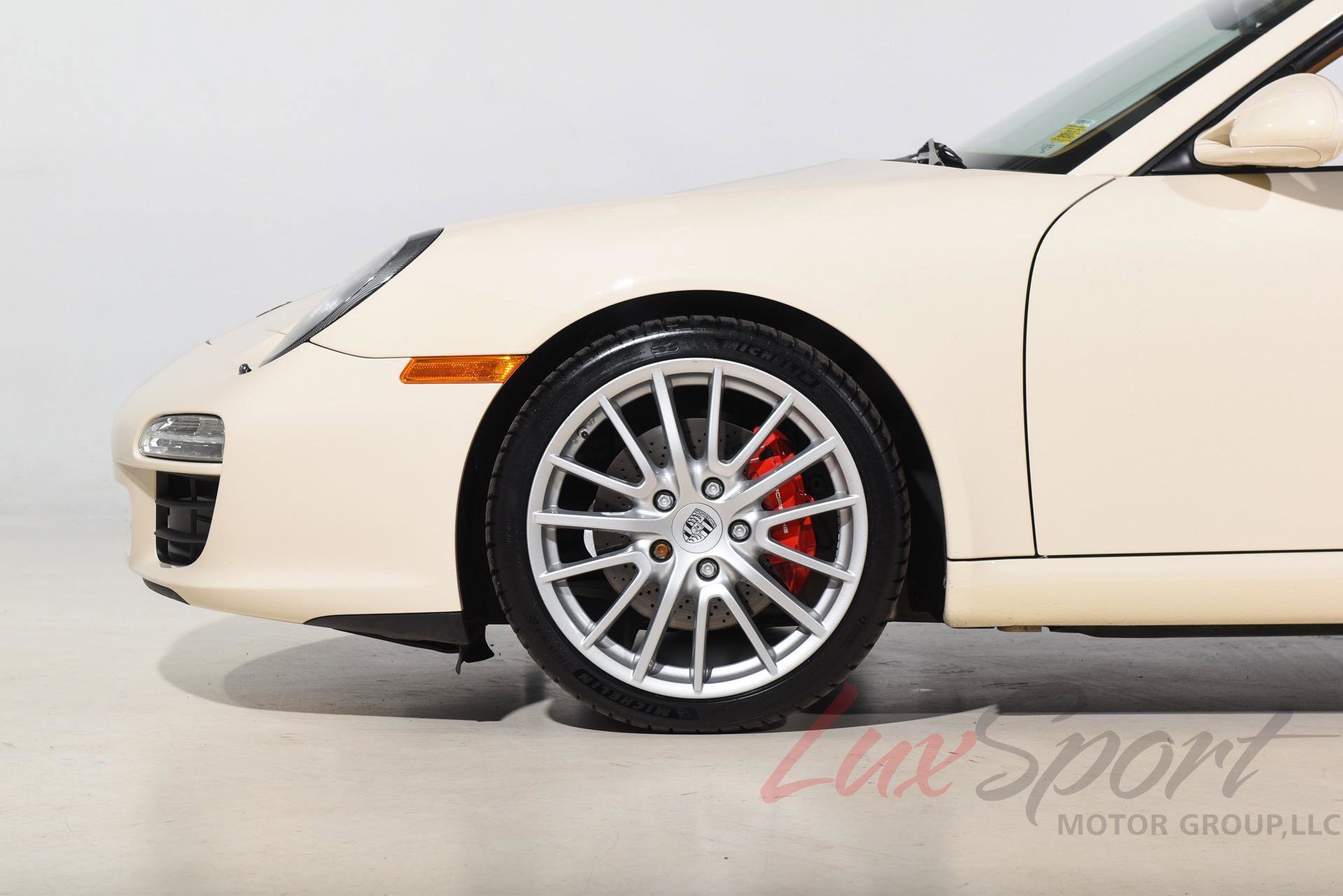Used 2009 Porsche 911 Carrera S image 9