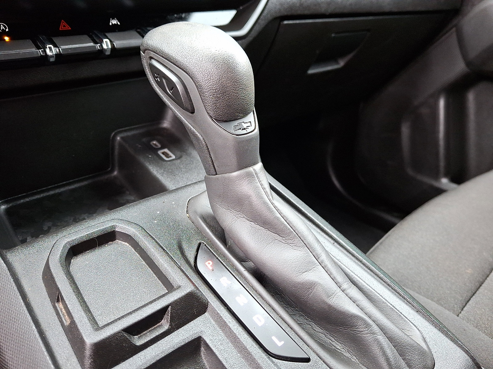 Used 2023 Chevrolet Colorado W/T image 14