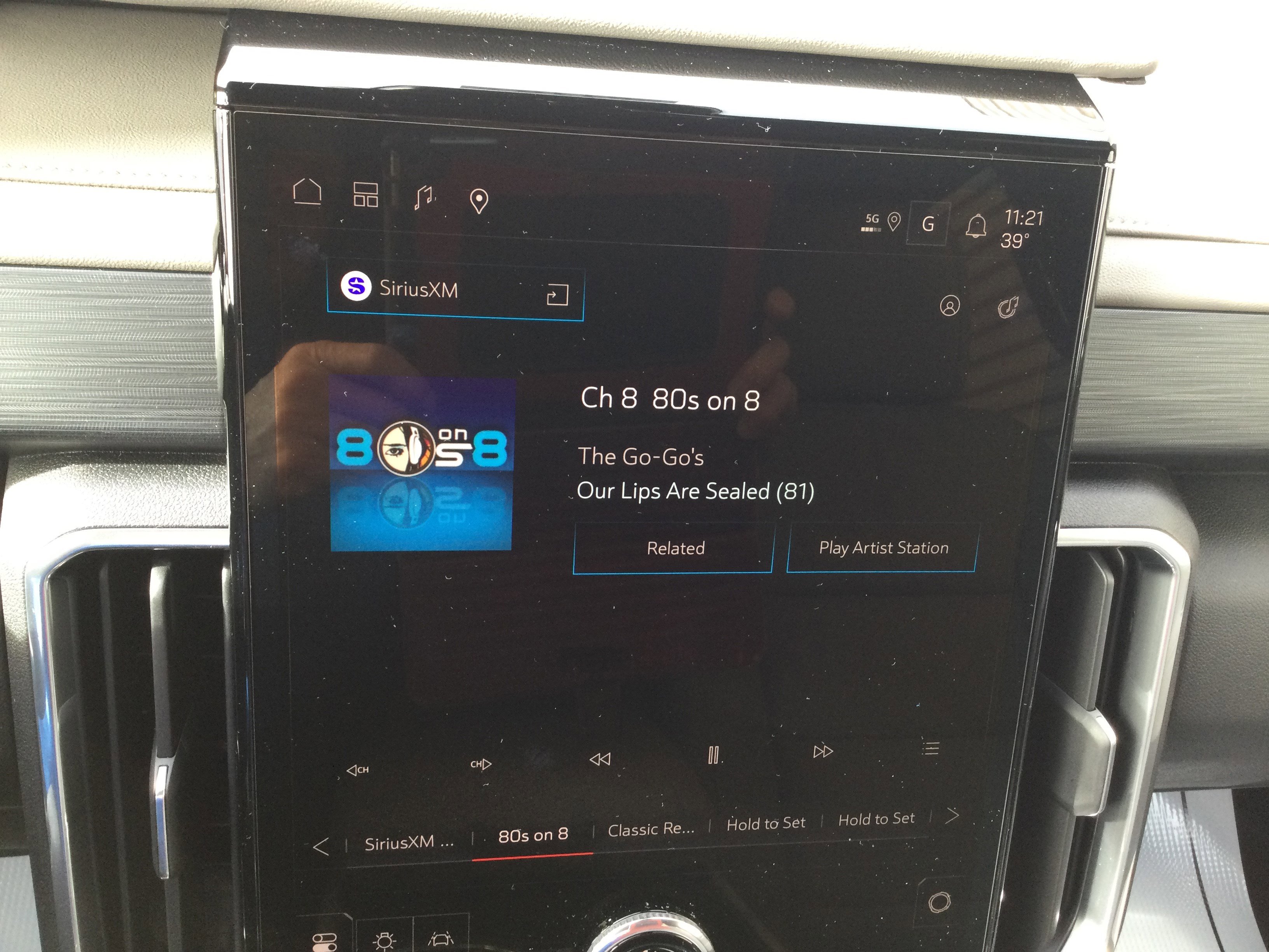 New 2026 GMC Acadia Elevation w/ Black Edition image 9