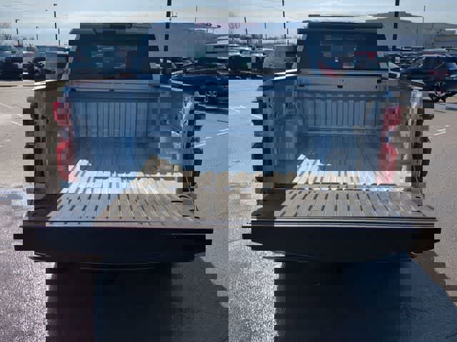 Used 2022 Chevrolet Silverado 1500 LT image 35