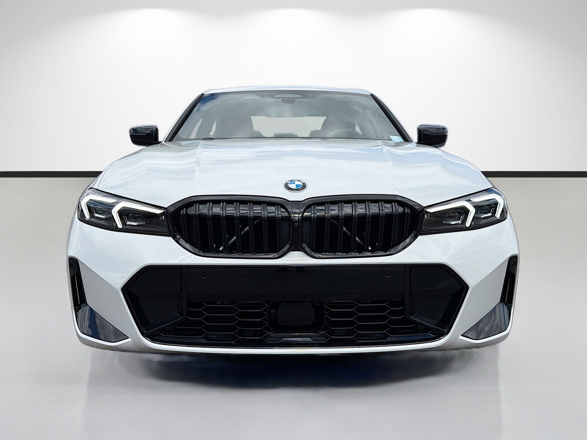 New 2026 BMW 330i Sedan w/ M Sport Package image 8