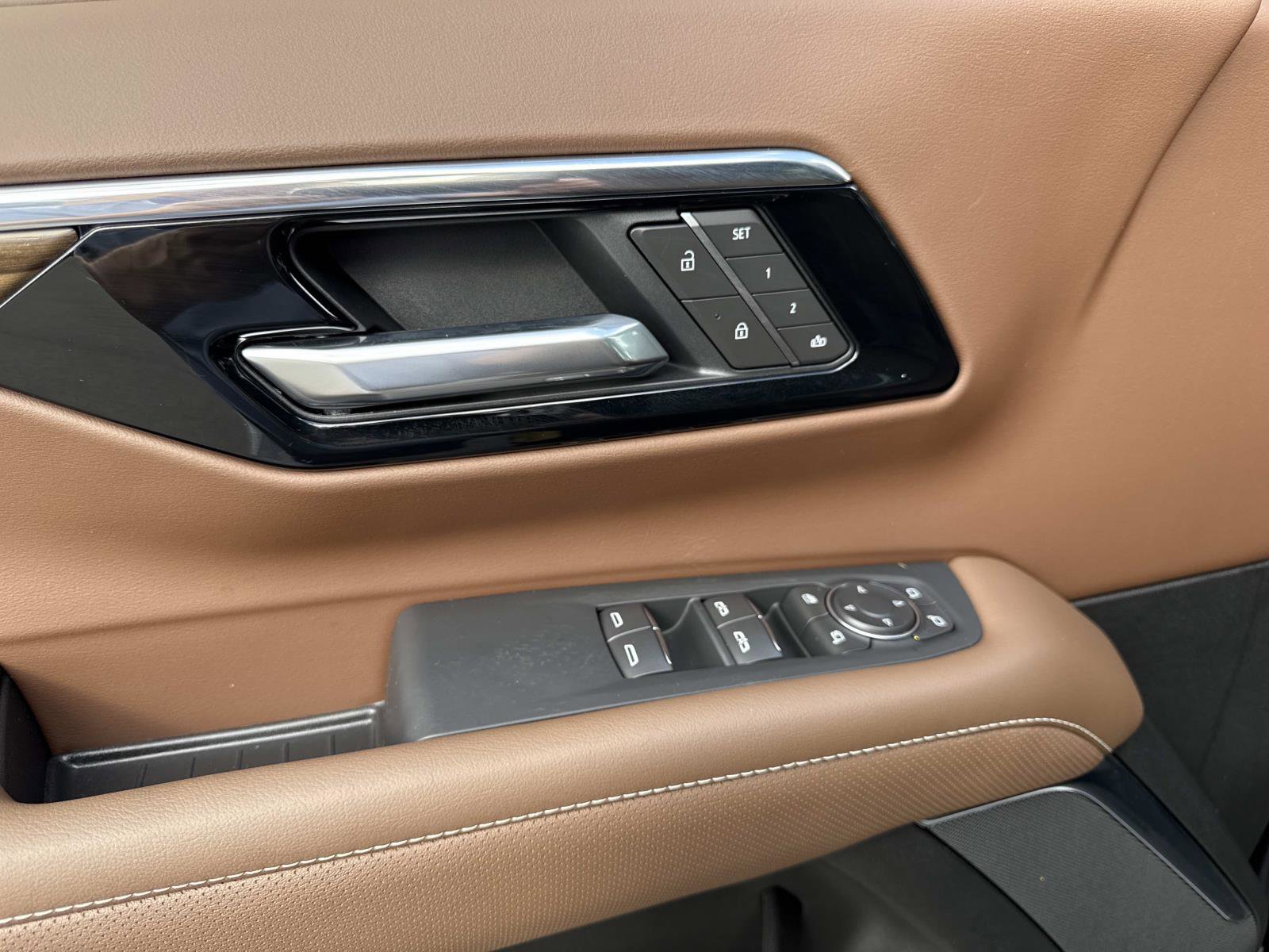 New 2026 Chevrolet Suburban High Country w/ Sun And Tow Package image 19