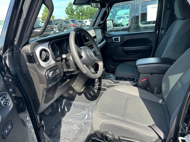 Used 2024 Jeep Wrangler Unlimited AWD/4WD image 5