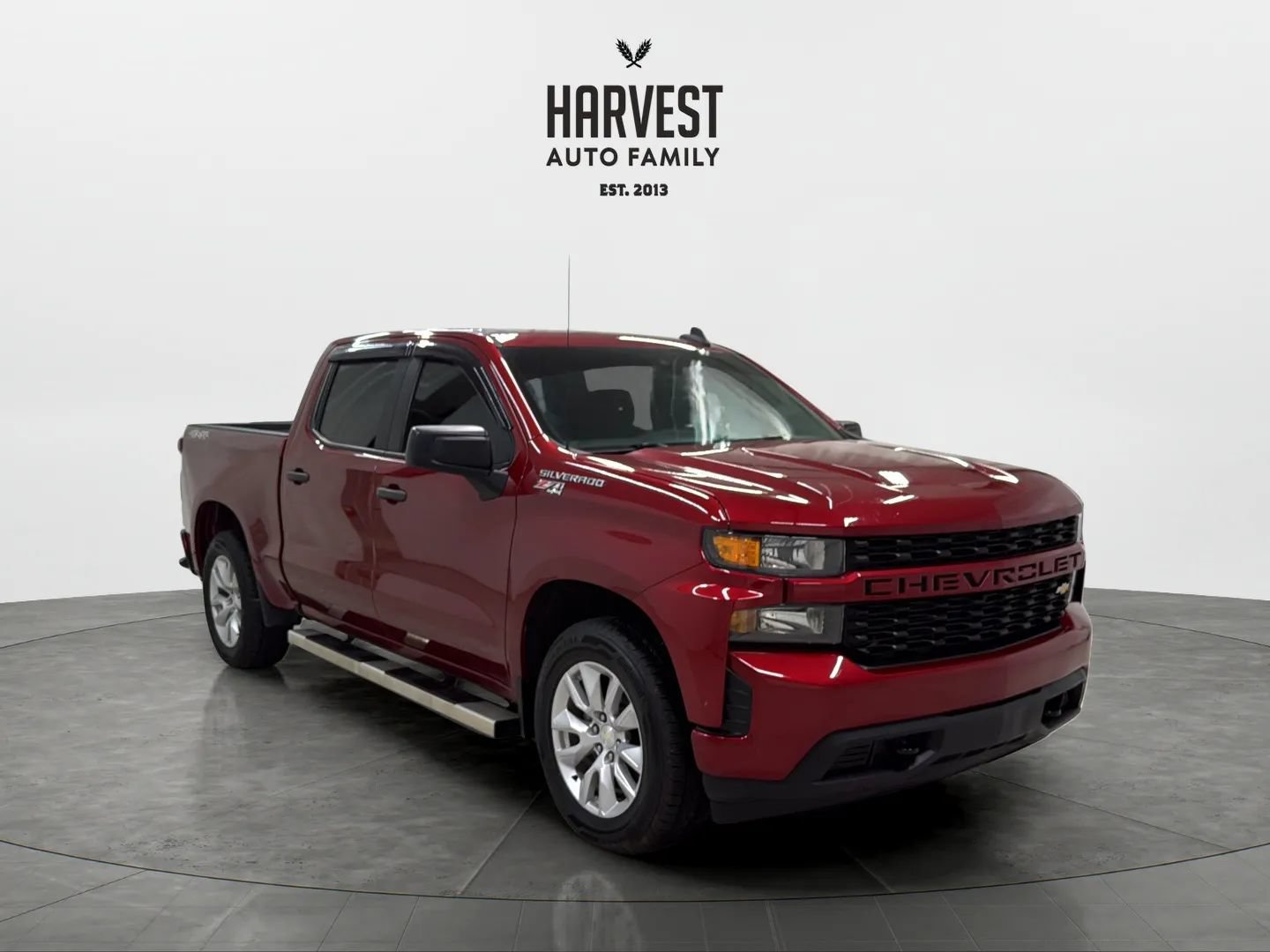 Used 2022 Chevrolet Silverado 1500 Custom w/ Safety Confidence Package AWD/4WD image 10