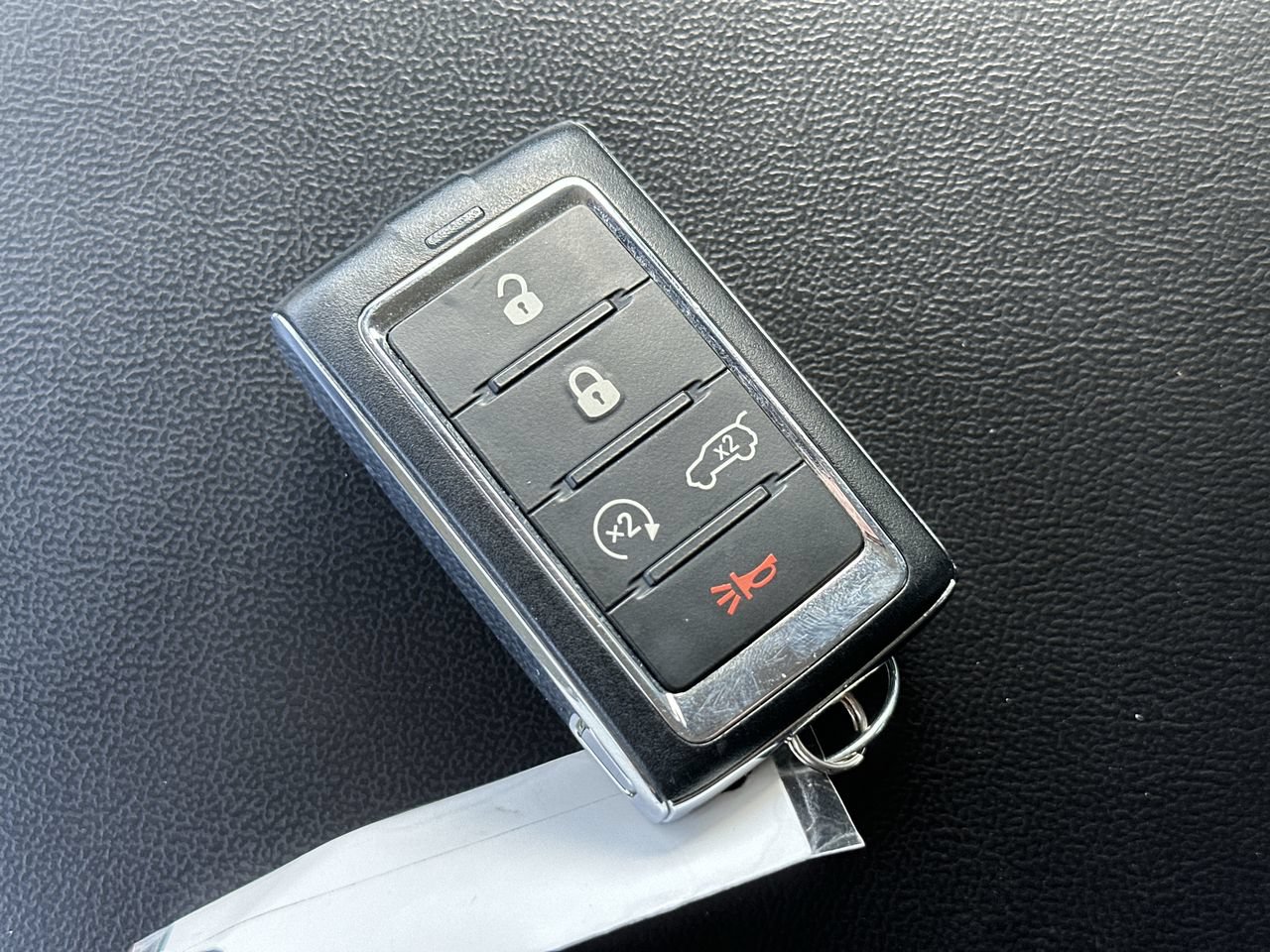 Used 2022 Jeep Grand Cherokee L Limited AWD/4WD image 28