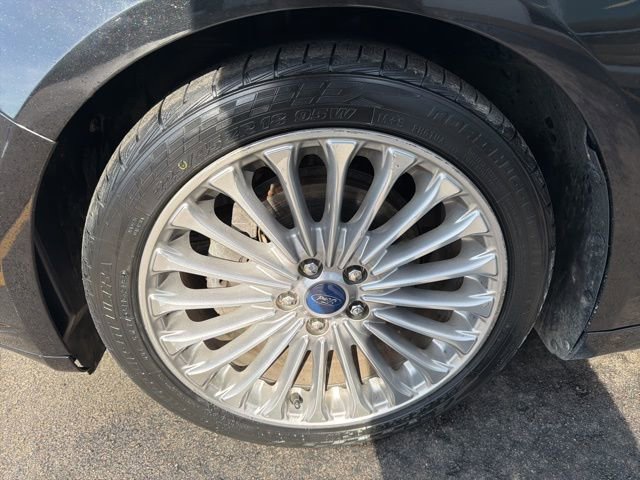 Used 2014 Ford Fusion Titanium image 30