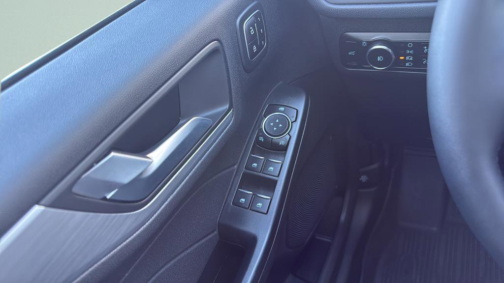 Certified 2023 Ford Escape Platinum AWD/4WD image 11