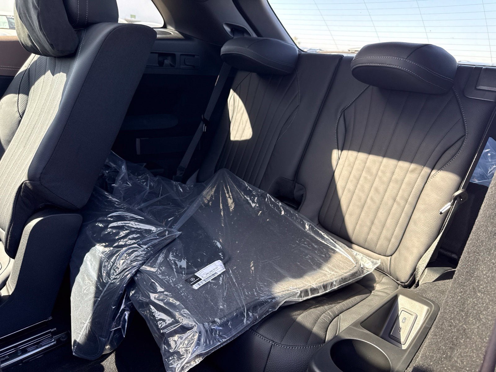 New 2027 Mercedes-Benz EQS 400 4MATIC SUV image 28