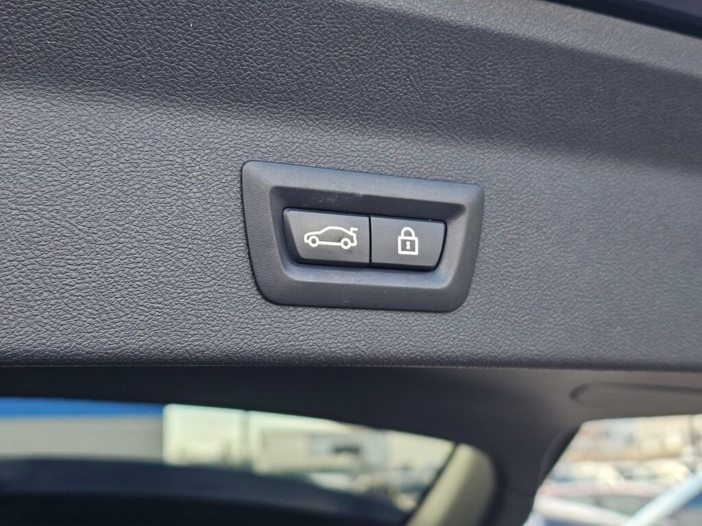 Used 2018 BMW X3 xDrive30i image 17