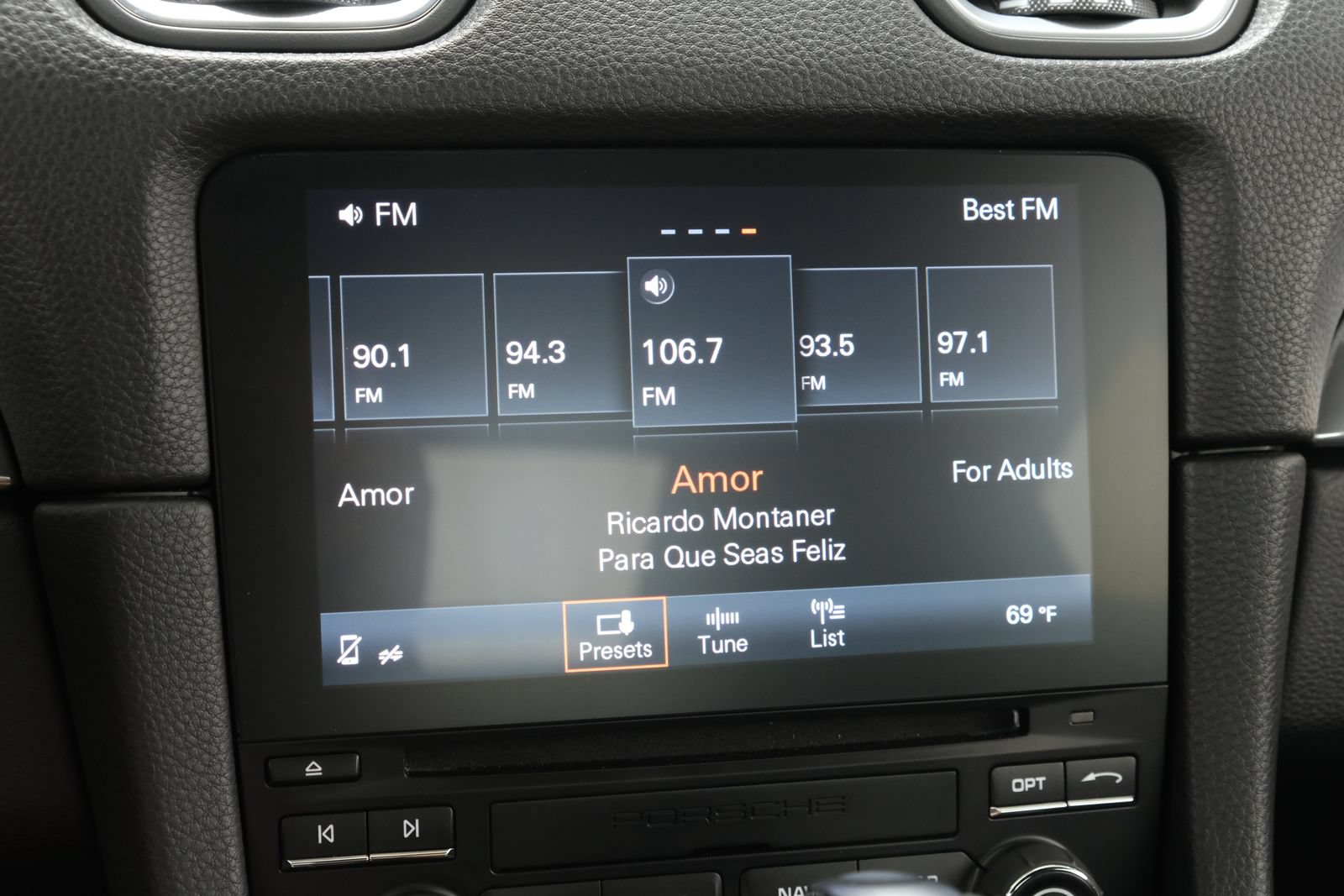 Used 2021 Porsche 718 Cayman RWD image 17