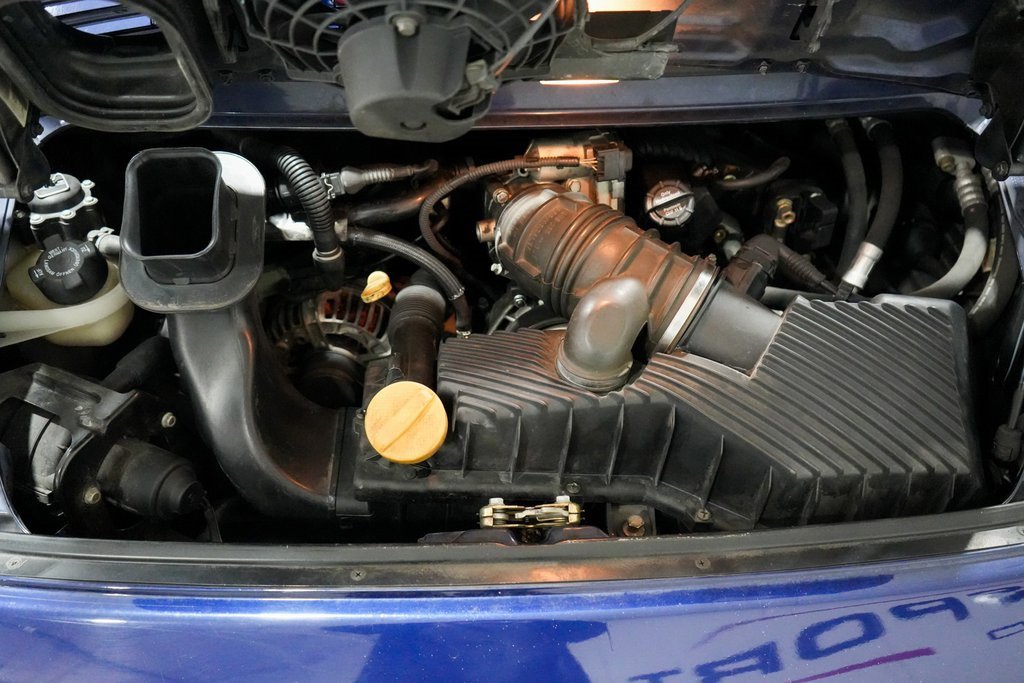Used 2001 Porsche 911 Carrera image 26