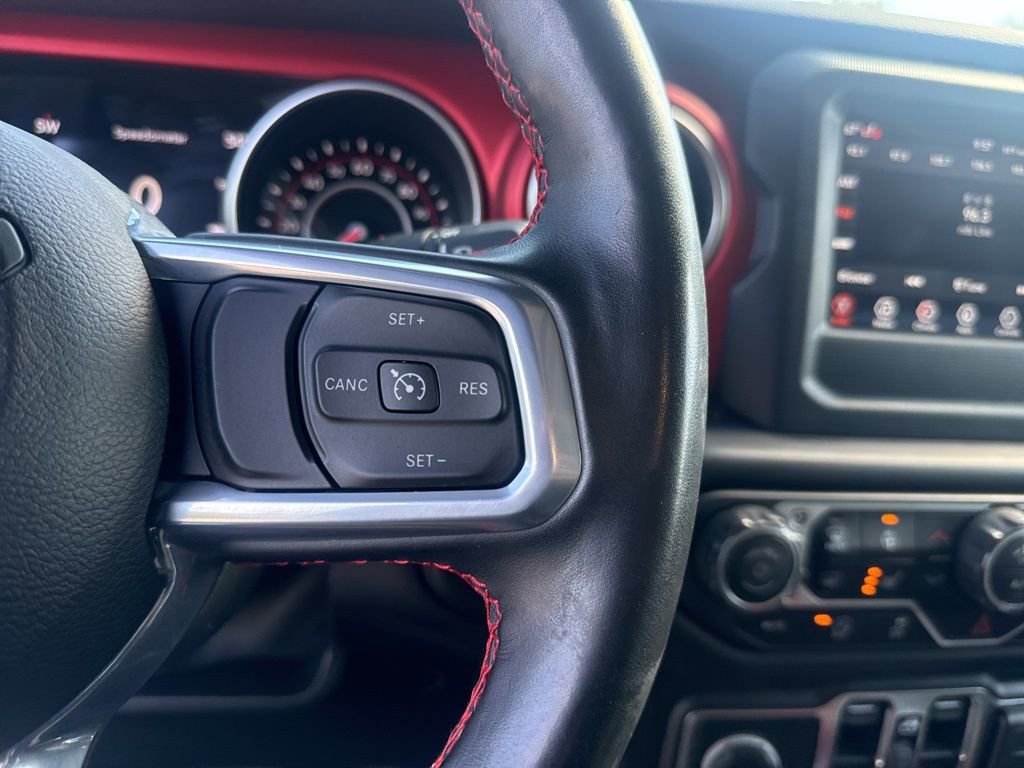 Used 2021 Jeep Gladiator Rubicon w/ Cold Weather Group AWD/4WD image 16