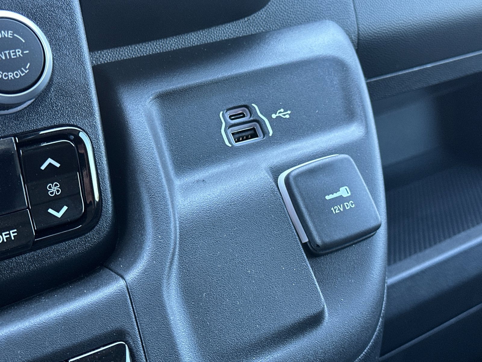 New 2026 RAM ProMaster 2500 image 25