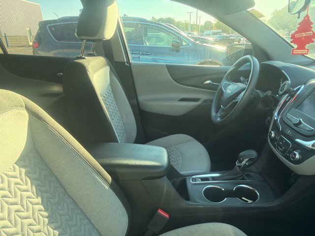 Used 2024 Chevrolet Equinox LS w/ LS Convenience Package FWD image 6