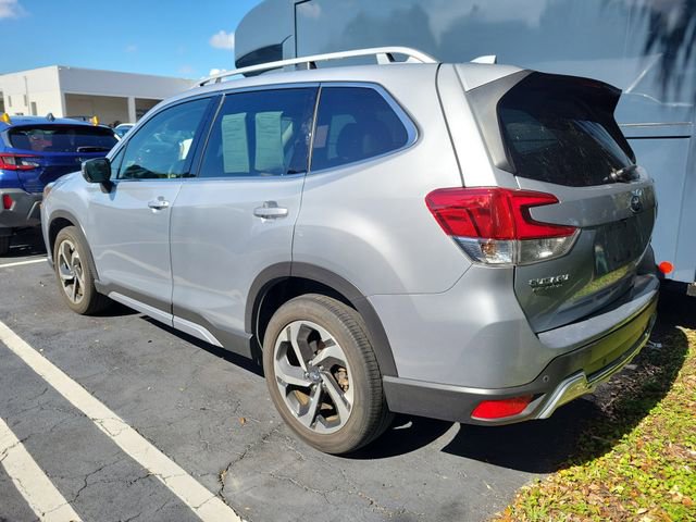 Used 2023 Subaru Forester Touring AWD/4WD image 3