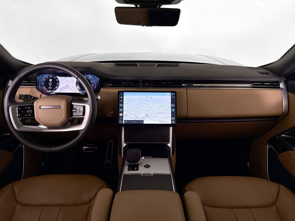 Used 2025 Land Rover Range Rover SE AWD/4WD image 9