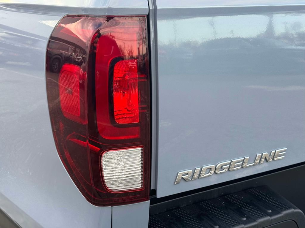 Used 2023 Honda Ridgeline RTL-E image 10