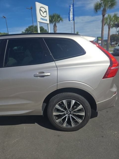 Used 2024 Volvo XC60 B5 Core w/ Climate Package AWD/4WD image 4
