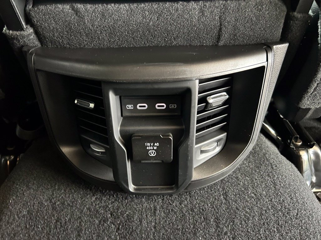 Used 2026 RAM 2500 Laramie AWD/4WD image 35