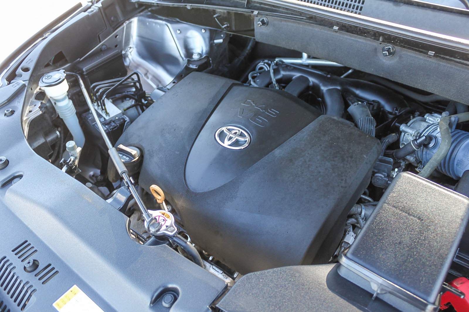 Used 2019 Toyota Highlander SE image 30