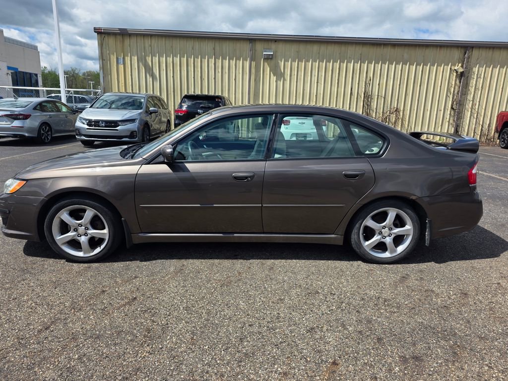 Used 2009 Subaru Legacy 2.5i Special Edition image 6