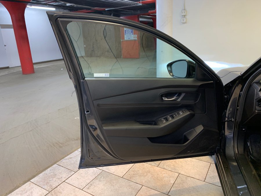 Used 2025 Honda Accord SE image 14