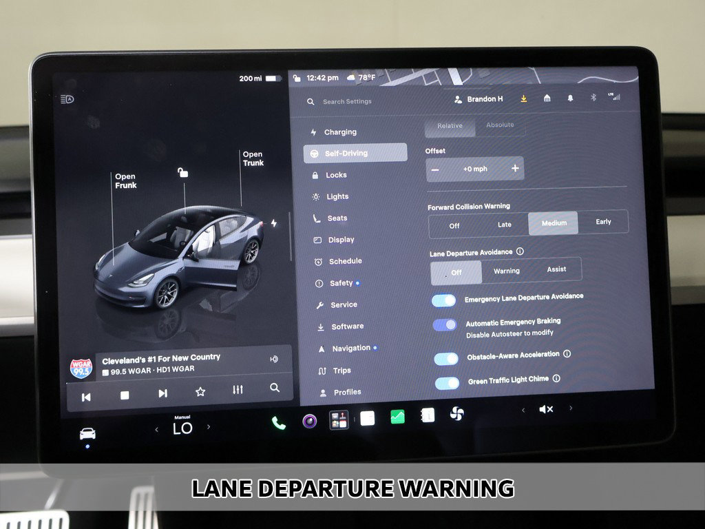 Used 2022 Tesla Model 3 Long Range AWD/4WD image 9