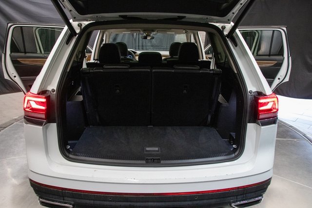 Used 2024 Volkswagen Atlas SE image 21