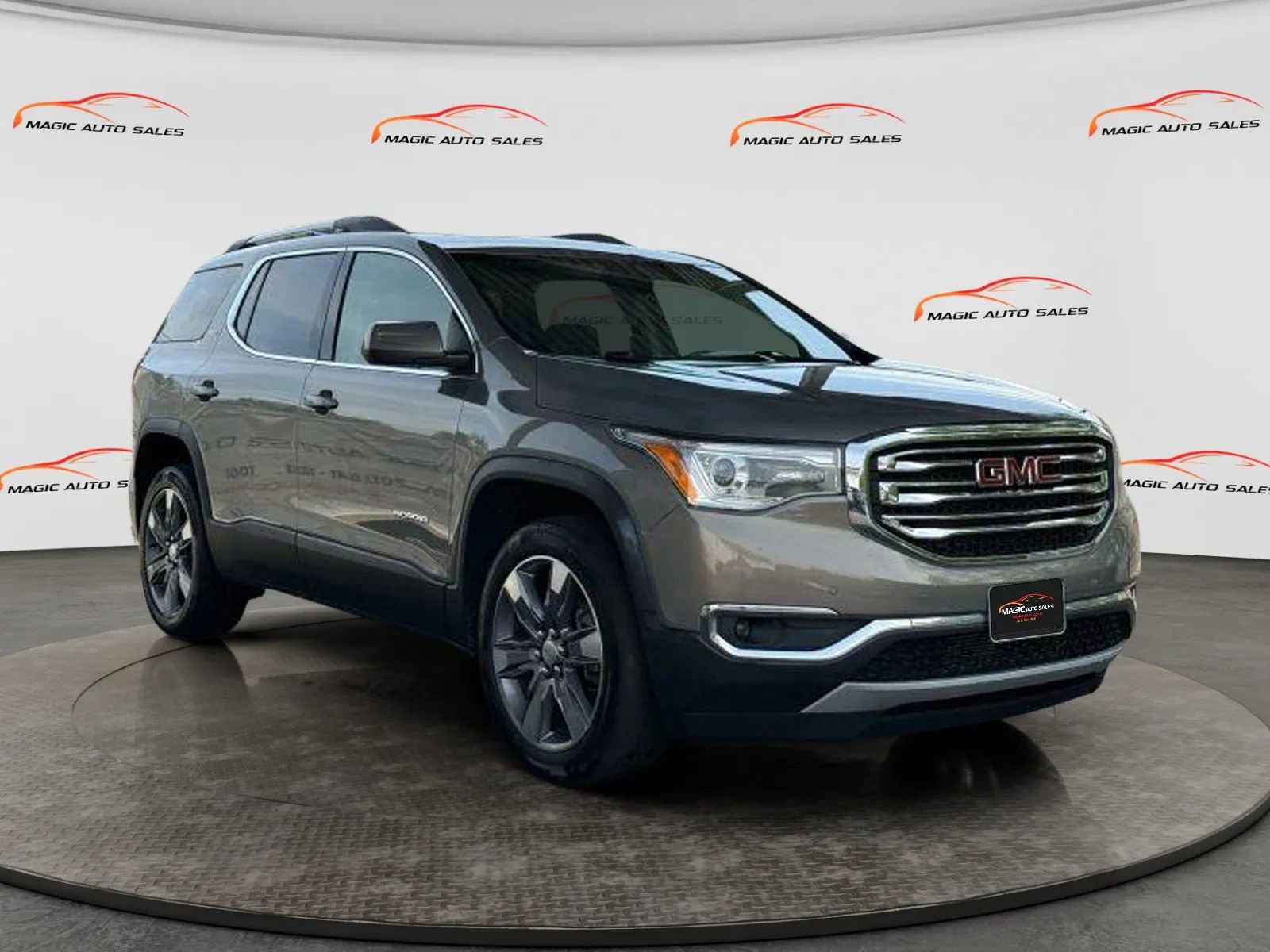 Used 2019 GMC Acadia SLT w/ LPO, Floor Liner Package image 4