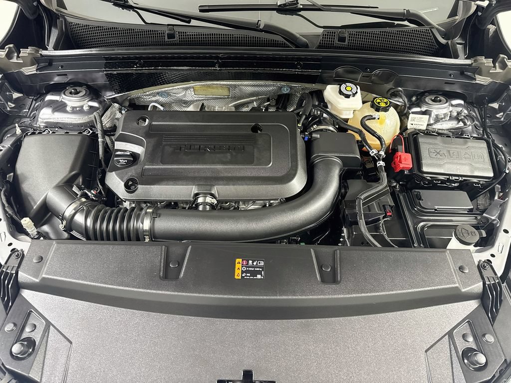 Used 2022 Buick Envision Essence w/ Technology Package I AWD/4WD image 31