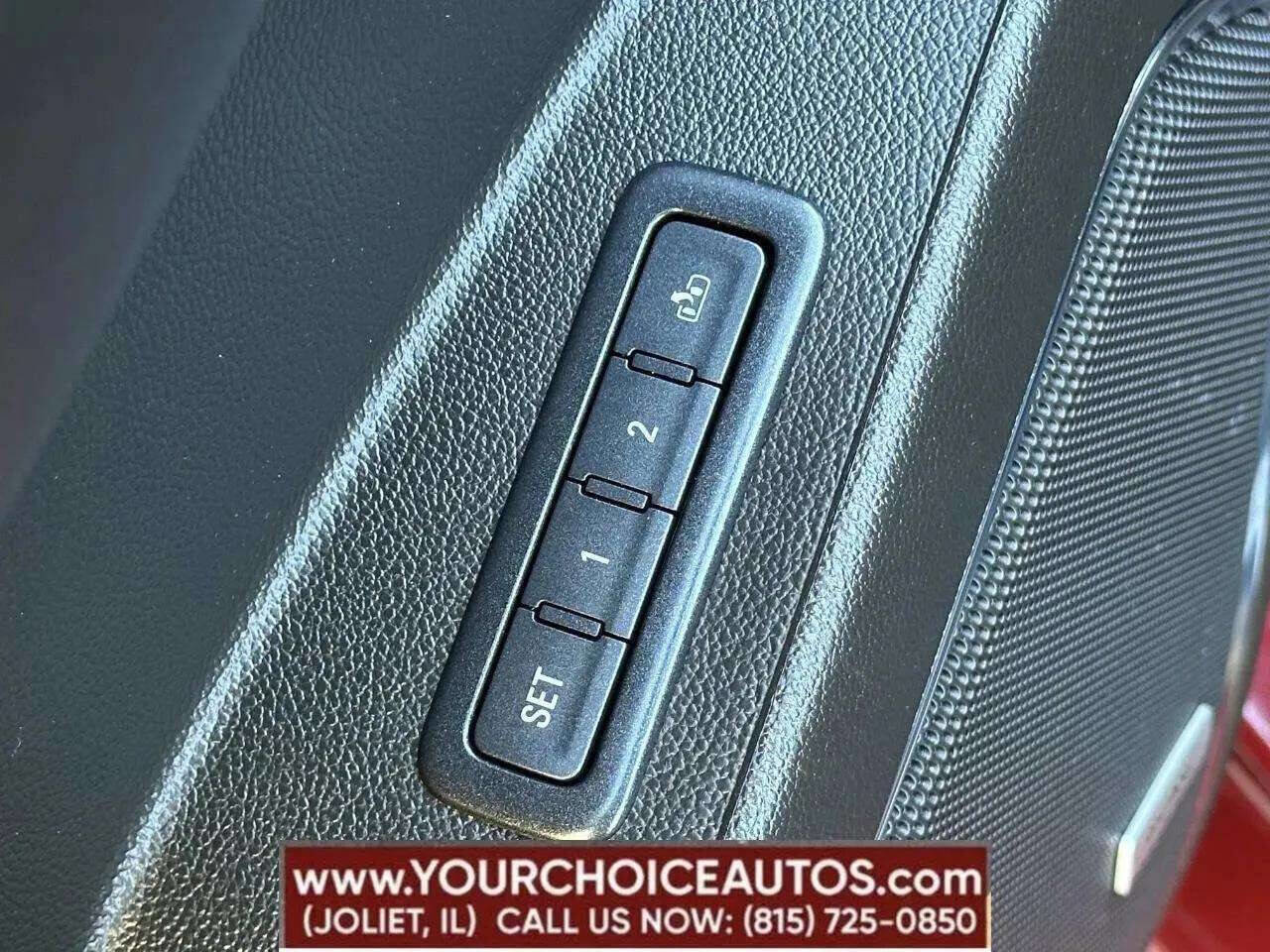 Used 2018 Chevrolet Tahoe Premier AWD/4WD image 13